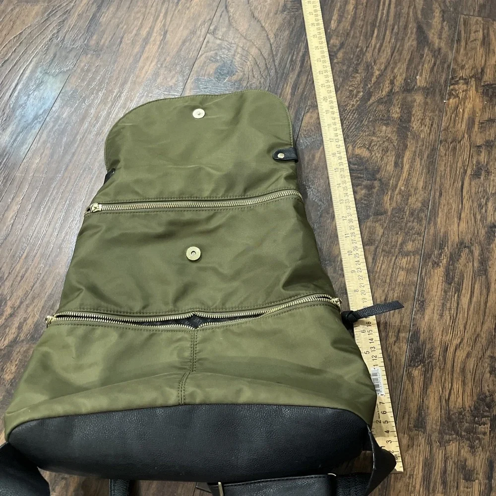 Steve Madden Backpack Women's - Picture 7 of 13